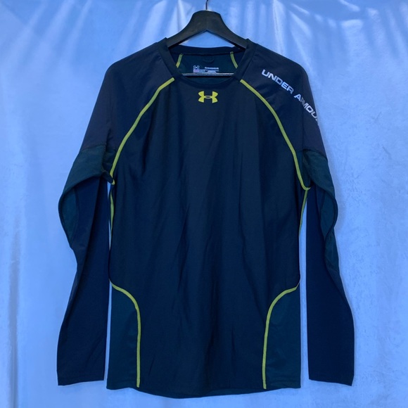 BNWT Men’s Under Armour navy blue w/ yellow stitching compression long sleeve. - Picture 2 of 8
